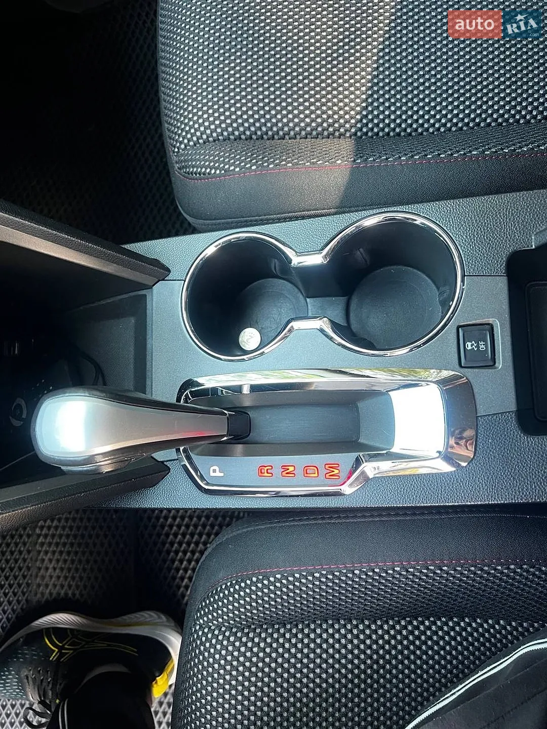2011 GMC Terrain - мініатюра 12