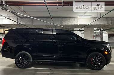 Внедорожник / Кроссовер GMC Yukon 2021 в 