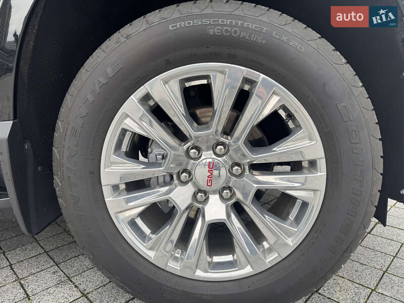 Внедорожник / Кроссовер GMC Yukon 2022 в Киеве