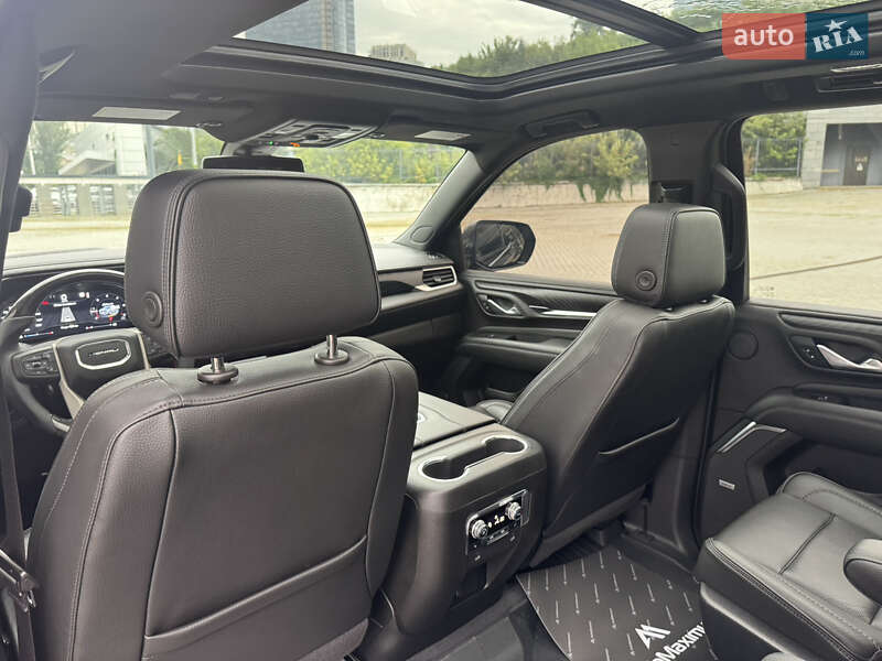 Внедорожник / Кроссовер GMC Yukon 2022 в Киеве