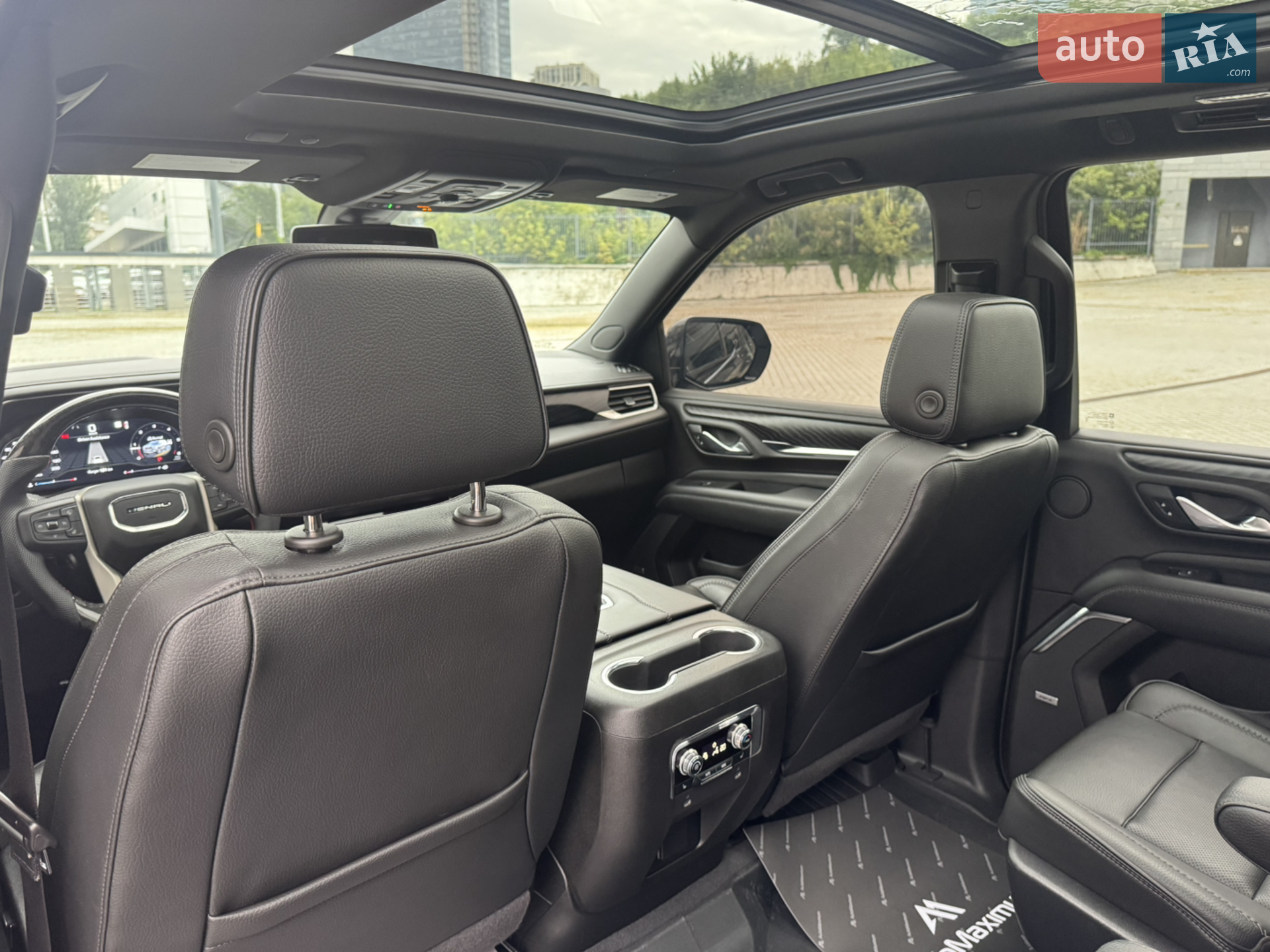 2022 GMC Yukon - мініатюра 28