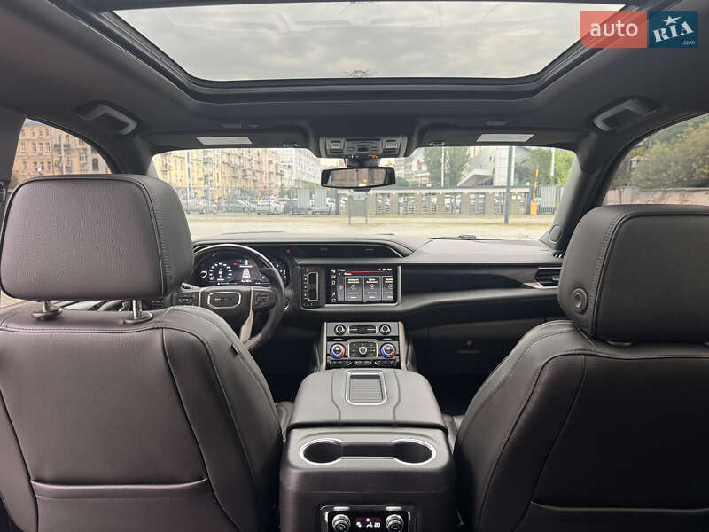 Внедорожник / Кроссовер GMC Yukon 2022 в Киеве