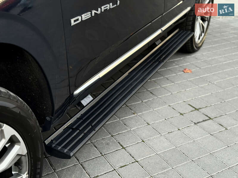 Внедорожник / Кроссовер GMC Yukon 2021 в Львове