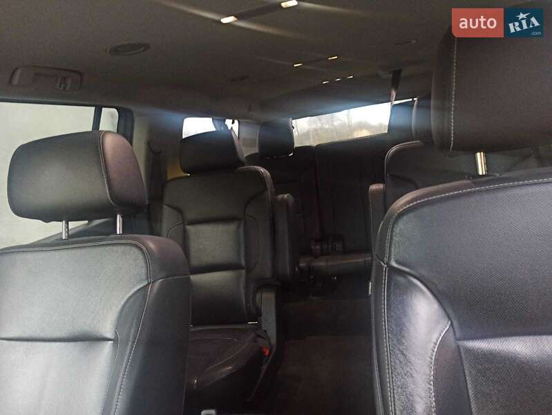 Позашляховик / Кросовер GMC Yukon 2017 в Стрию