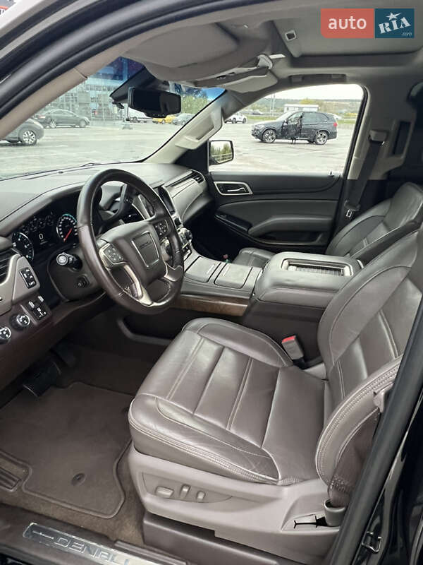 Позашляховик / Кросовер GMC Yukon 2017 в Києві