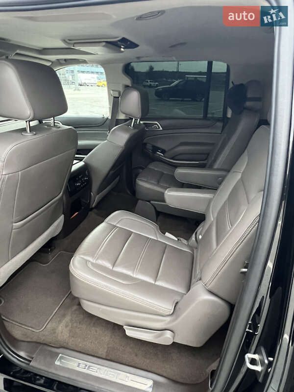 Позашляховик / Кросовер GMC Yukon 2017 в Києві
