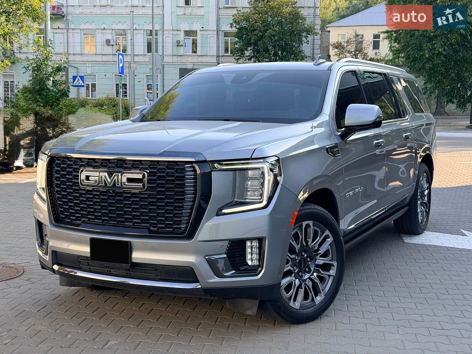 2023 GMC Yukon - фото 1