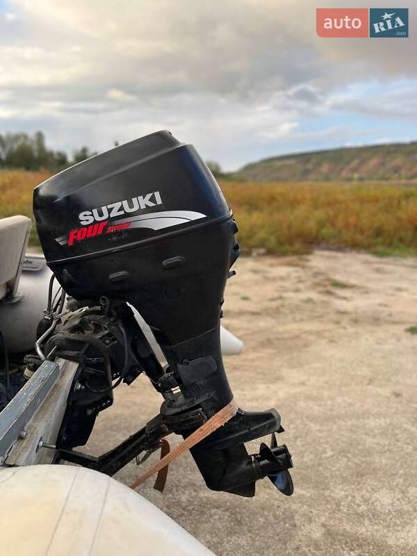 Човен GRAND Ranger 2011 в Кам'янець-Подільському