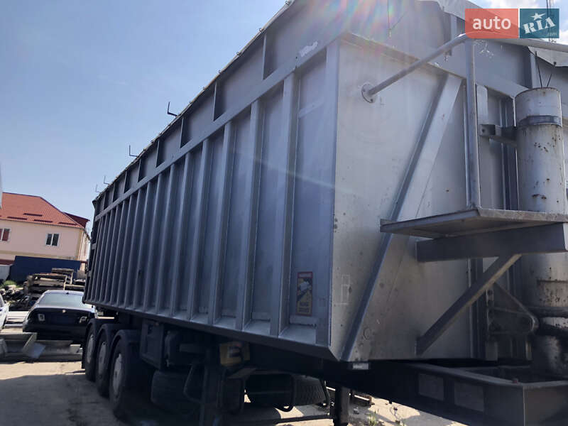 Зерновоз - напівпричіп GRAS BPW 2011 в Миколаєві