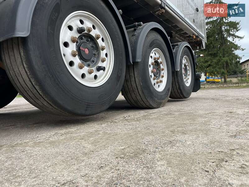 Зерновоз - полуприцеп GRAS GS 2015 в Виннице