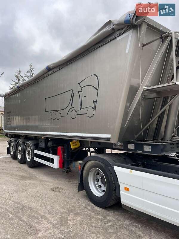 Зерновоз - полуприцеп GRAS GS 2015 в Виннице