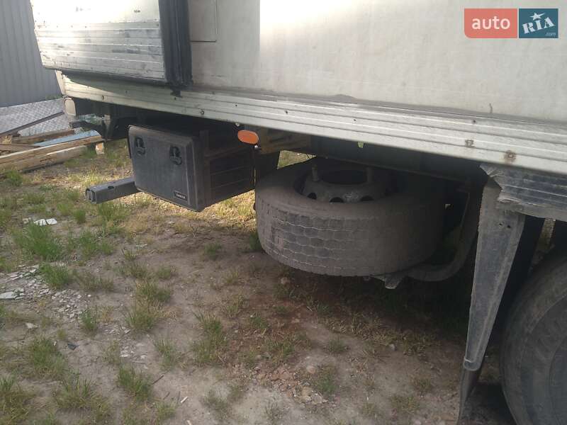 Рефрижератор напівпричіп Gray Adams GA3B 2006 в Чернівцях фото 16 Рефрижератор напівпричіп Gray Adams GA3B 2006 в Чернівцях