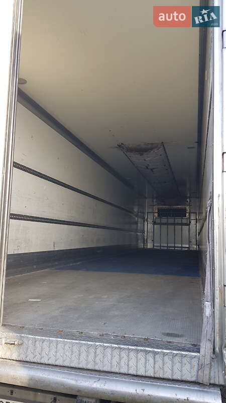 Рефрижератор полуприцеп Gray Adams GA3B 2006 в Черновцах фото 2 Рефрижератор полуприцеп Gray Adams GA3B 2006 в Черновцах