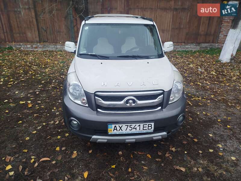 Внедорожник / Кроссовер Great Wall Haval M2 2013 в Харькове