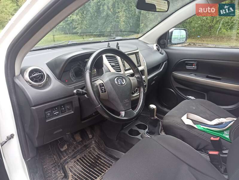 Внедорожник / Кроссовер Great Wall Haval M4 2013 в Харькове