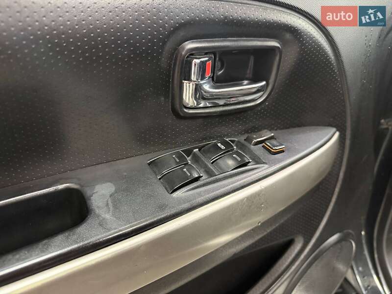 Внедорожник / Кроссовер Great Wall Haval M4 2013 в Киеве