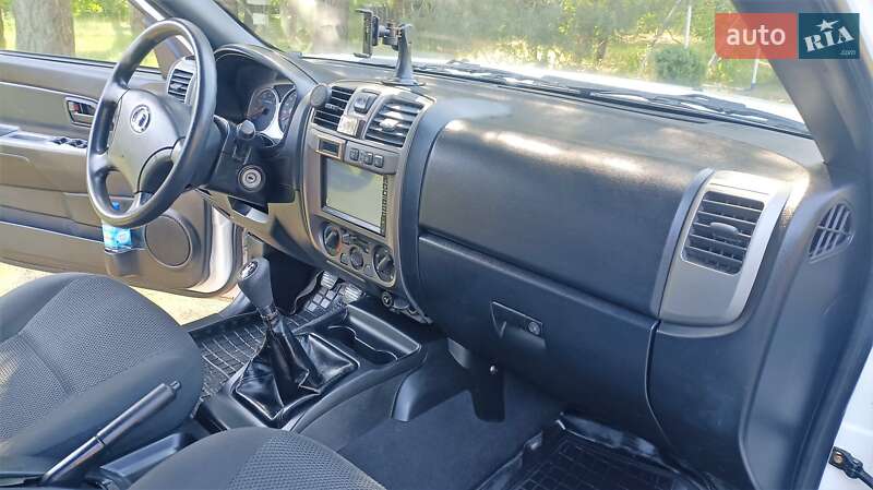 Listing photo 8