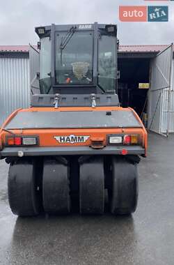 Дорожній каток Hamm HD 75 2004 в Умані
