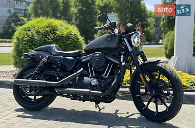 Боббер Harley-Davidson 883 Iron 2019 в Вишневом