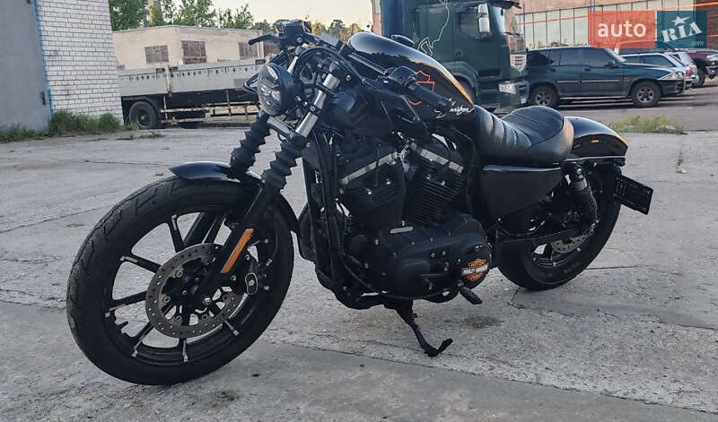 Боббер Harley-Davidson 883 Iron 2017 в Києві