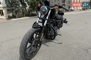 Мотоцикл Круизер Harley-Davidson 883 Iron 2017 в 