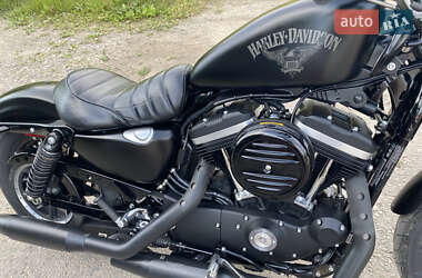 Мотоцикл Круизер Harley-Davidson 883 Iron 2016 в 