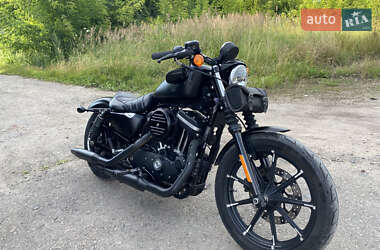 Мотоцикл Круизер Harley-Davidson 883 Iron 2016 в 