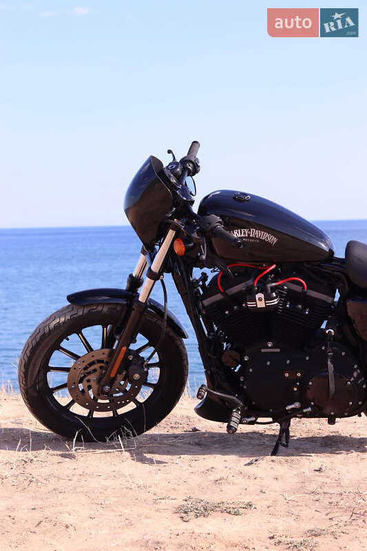 Harley-Davidson 883 Iron 2012