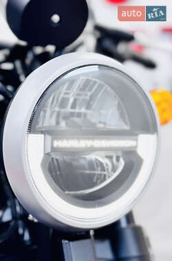 Мотоцикл Чоппер Harley-Davidson 883 Iron 2024 в 