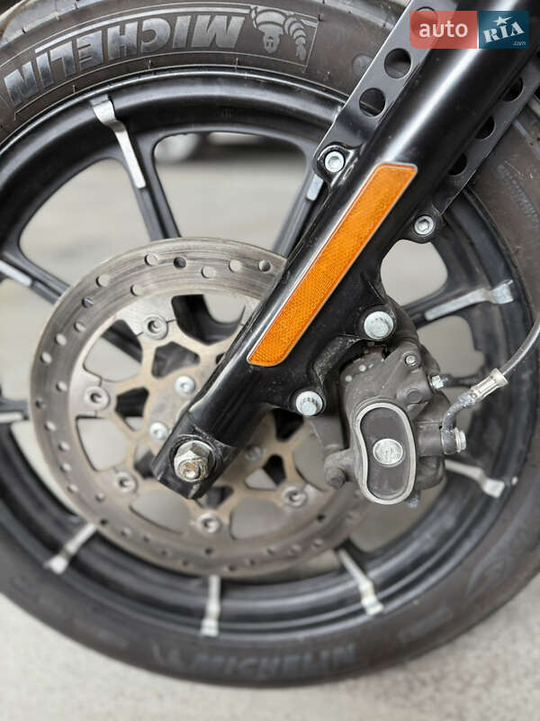 Боббер Harley-Davidson 883 Iron 2022 в Ровно