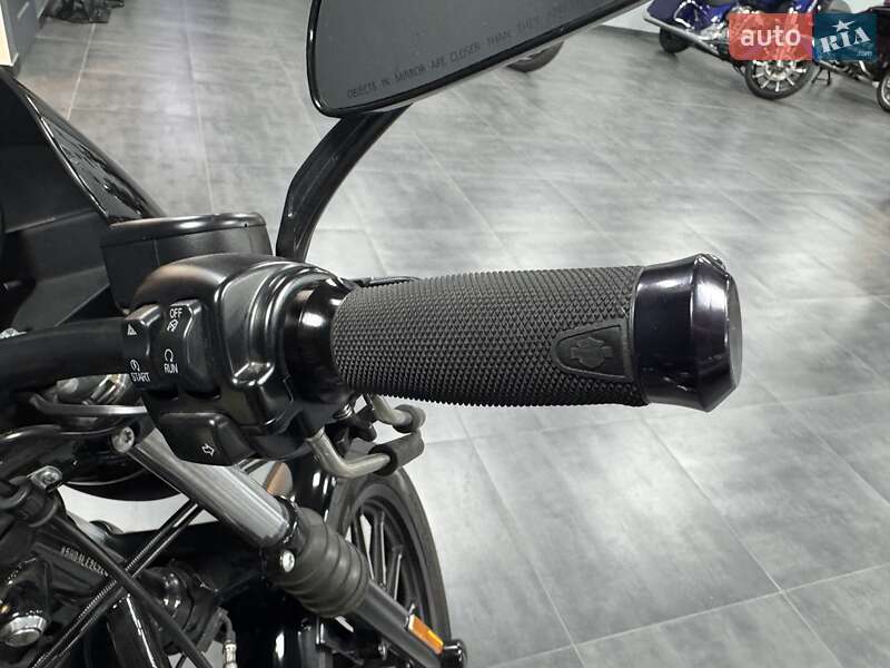 Кафе рейсер Harley-Davidson 883 Iron 2014 в Киеве