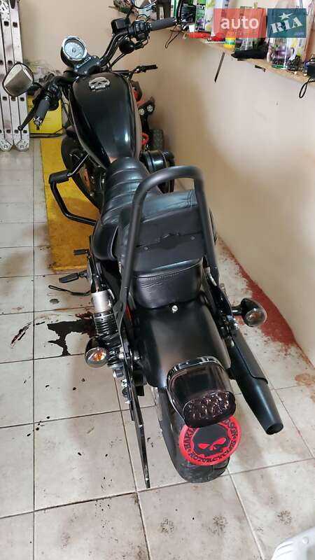 Боббер Harley-Davidson 883 Iron 2017 в Запоріжжі