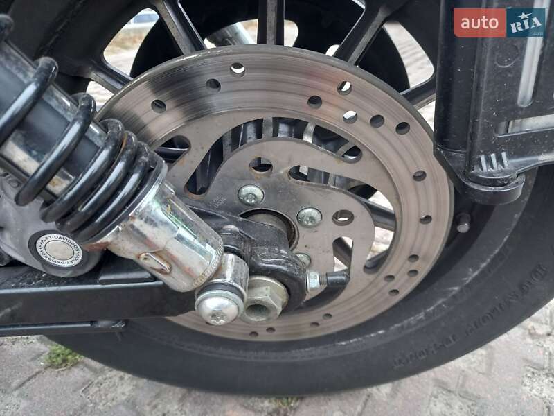 Мотоцикл Круизер Harley-Davidson 883 Iron 2011 в Киеве