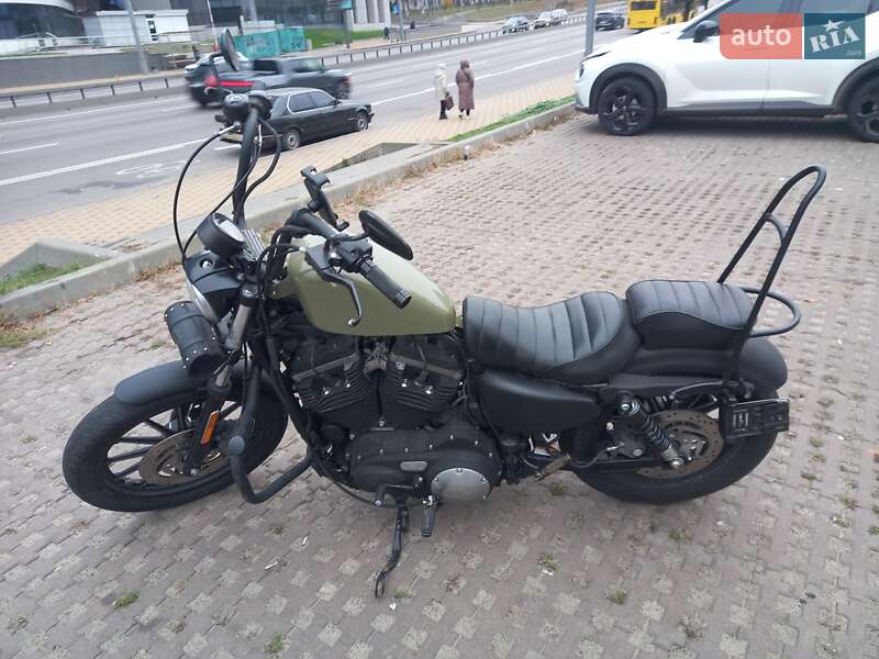 Мотоцикл Круизер Harley-Davidson 883 Iron 2011 в Киеве