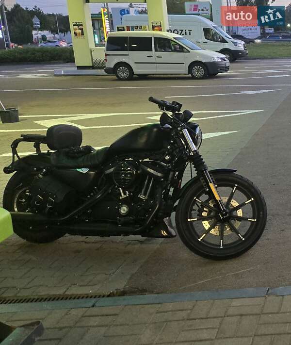 Мотоцикл Чоппер Harley-Davidson 883 Iron 2022 в Києві