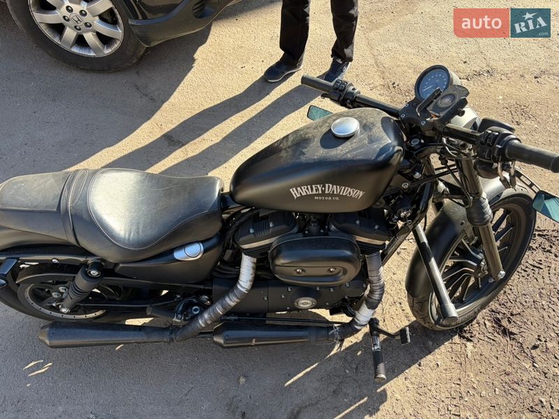 Harley-Davidson 883 Iron 2014