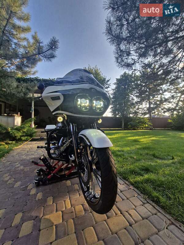 Мотоцикл Круизер Harley-Davidson CVO Road Glide 2012 в Киеве фото 6 Мотоцикл Круизер Harley-Davidson CVO Road Glide 2012 в Киеве