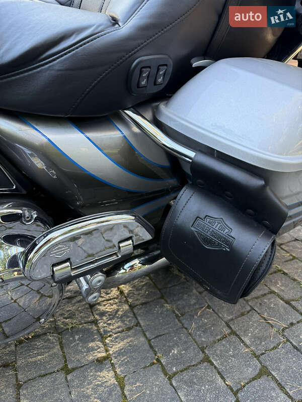 Мотоцикл Круизер Harley-Davidson CVO Road Glide 2016 в Киеве