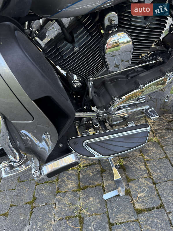 Мотоцикл Круизер Harley-Davidson CVO Road Glide 2016 в Киеве