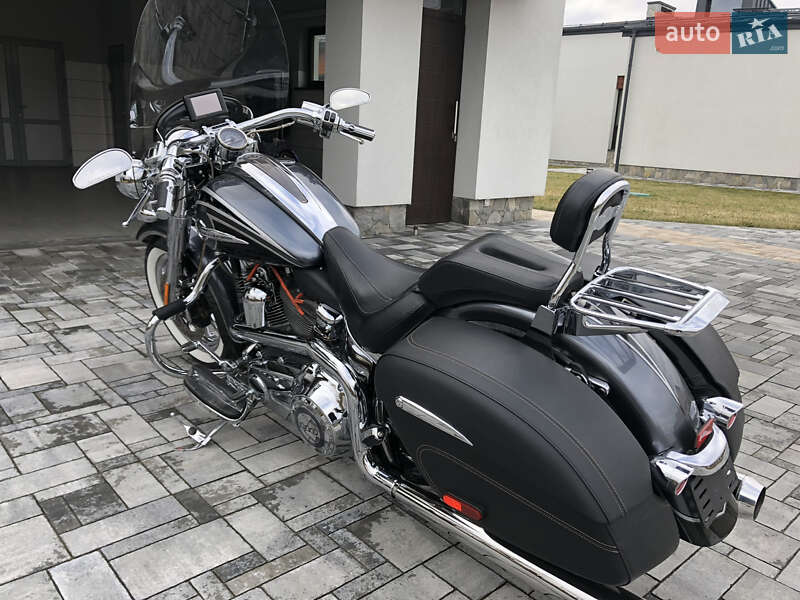 Мотоцикл Круизер Harley-Davidson CVO Softail 2014 в Львове