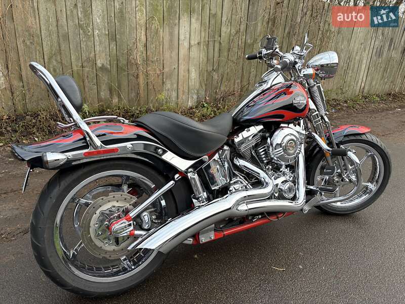 Мотоцикл Чоппер Harley-Davidson CVO Softail 2012 в Киеве
