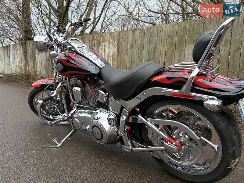 Мотоцикл Чоппер Harley-Davidson CVO Softail 2012 в Киеве
