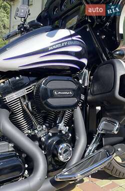 Мотоцикл Туризм Harley-Davidson CVO Street Glide 2016 в 