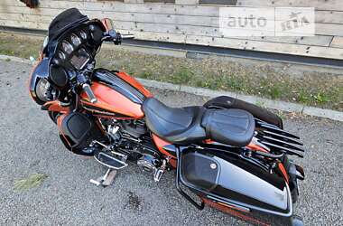 Мотоцикл Туризм Harley-Davidson CVO Street Glide 2016 в Києві