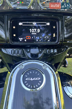 Мотоцикл Туризм Harley-Davidson CVO Street Glide 2022 в 