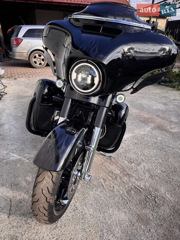 Harley-Davidson CVO Street Glide 2016