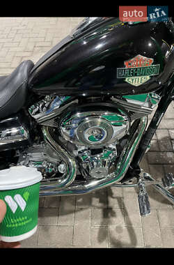 Мотоцикл Чоппер Harley-Davidson Dyna Super Glide 2007 в 