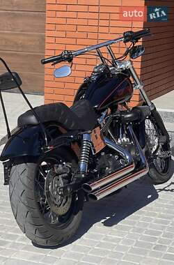 Мотоцикл Круизер Harley-Davidson Dyna Wide Glide 2015 в 