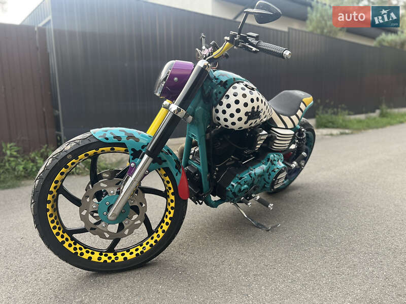 Мотоцикл Чоппер Harley-Davidson Dyna 2015 в Киеве
