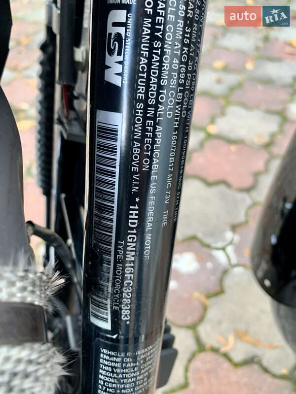 Мотоцикл Круізер Harley-Davidson Dyna 2015 в Львові